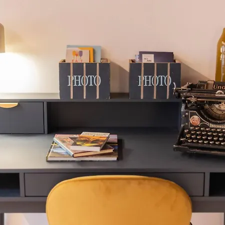 アパート Charme In Mansarda -