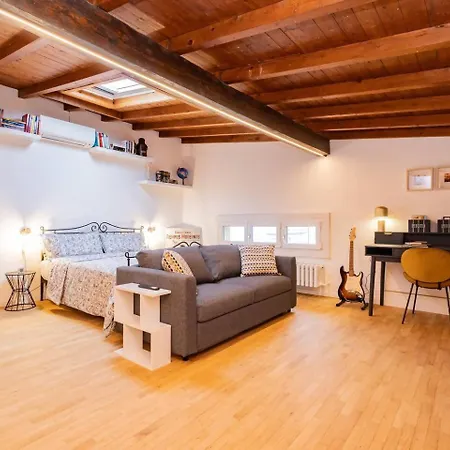 Appartement Charme In Mansarda - Bergamo