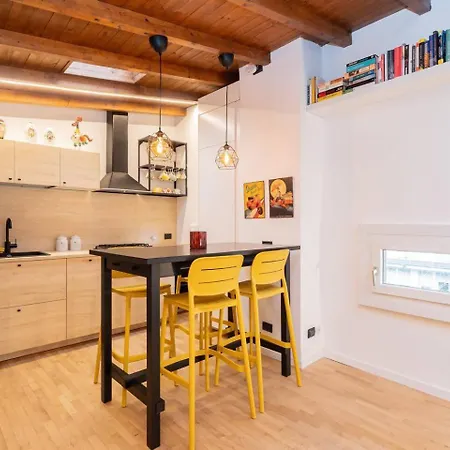 Charme In Mansarda -