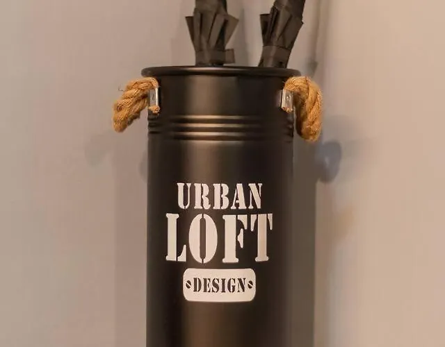 Charme In Mansarda - 아파트