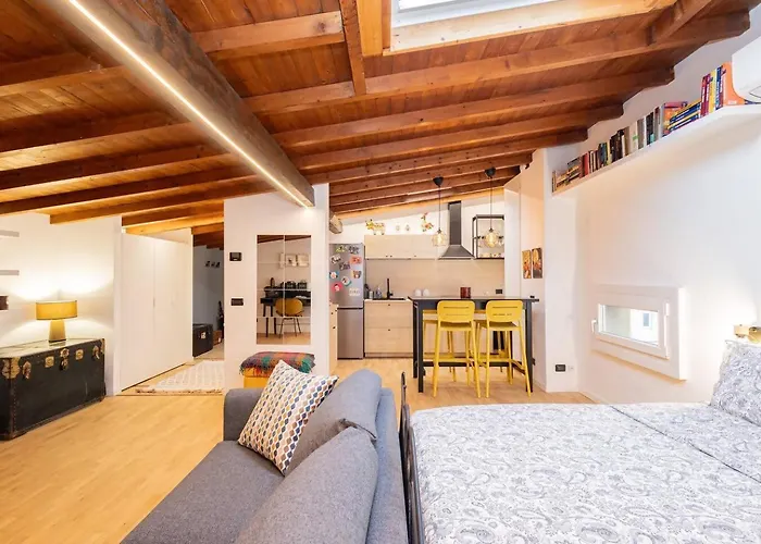 아파트 Charme In Mansarda - *